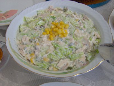 Yoğurtlu Tavuk Salatası Tarifi